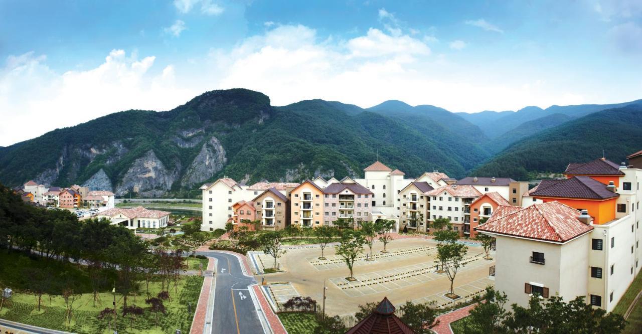 Tops10 Resort Donggang Cistar Yeongwol Экстерьер фото